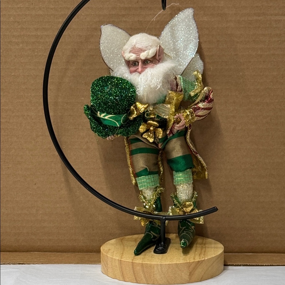 ⭐️Mark Roberts Lucky Leprechaun Fairy figurine.